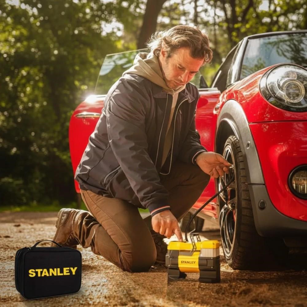 STANLEYSTANLEY SXIF0001 12Volt 150 PSI Dijital Basınç Göstergeli Lastik Şişirme Pompası + Led LambaSXIF0001