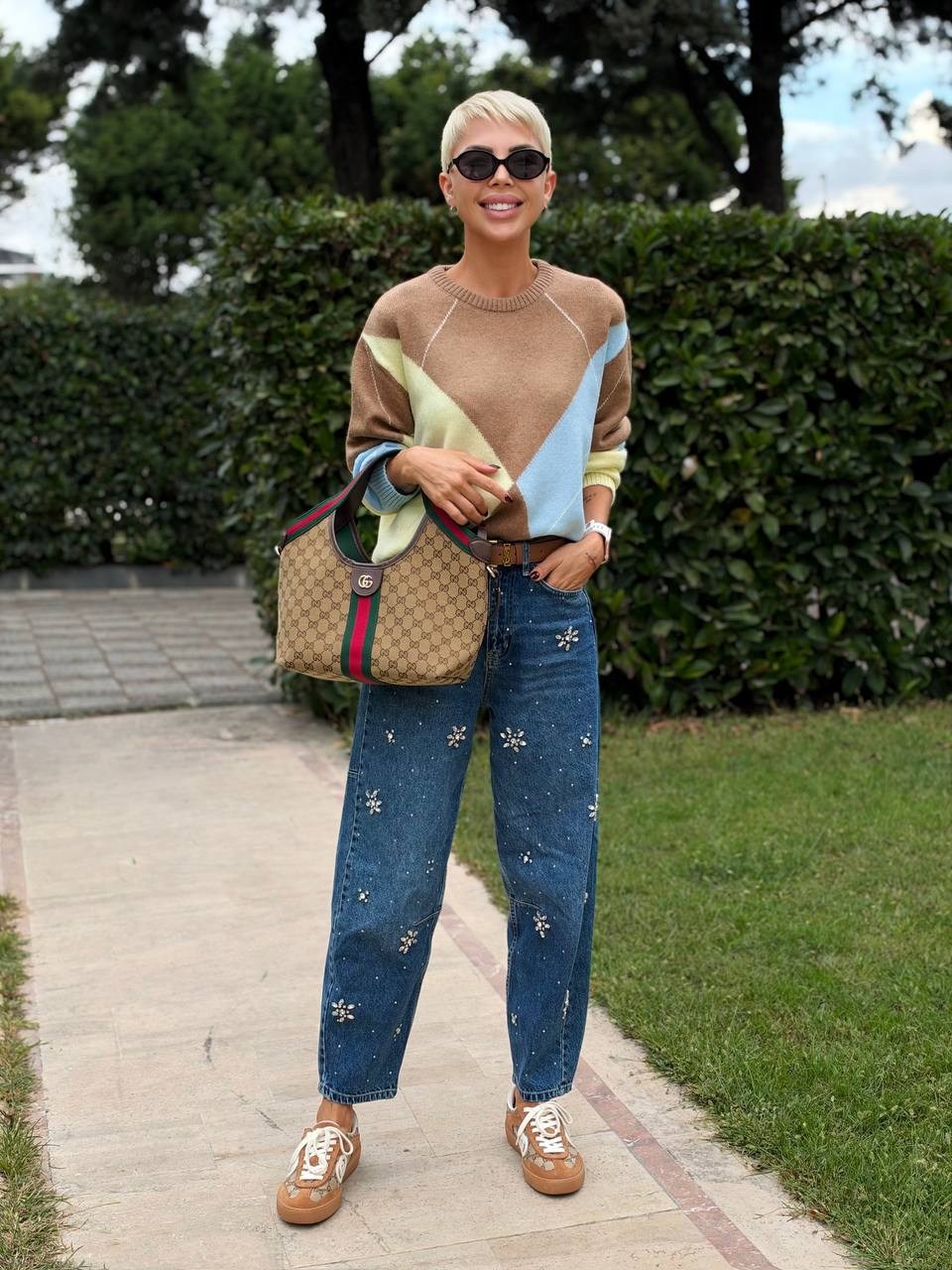 Balon Model Taşlı Jean Pantolon Lacivert