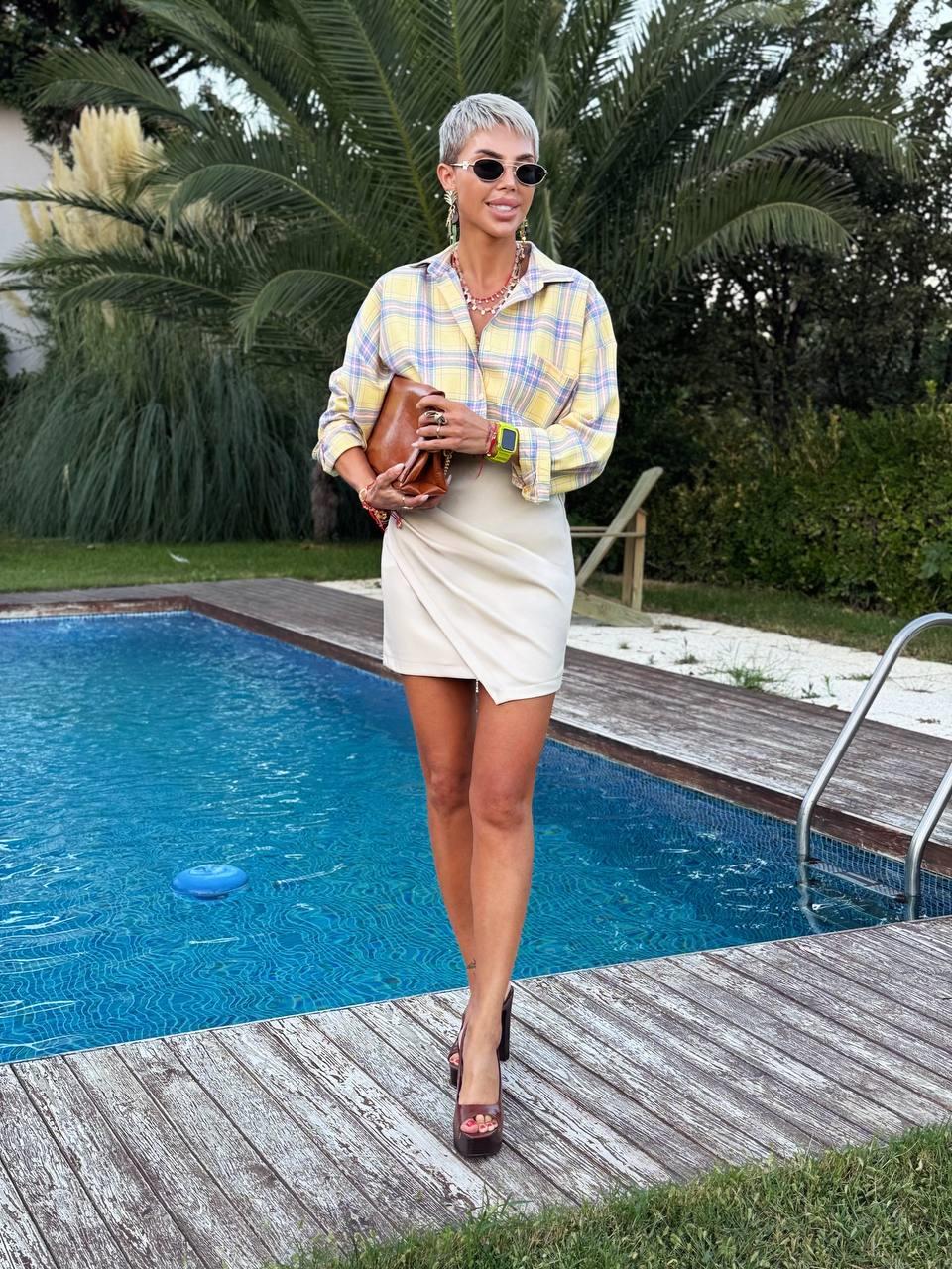 BEJ RENGİ ASİMETRİK ZARF DERİ ETEK