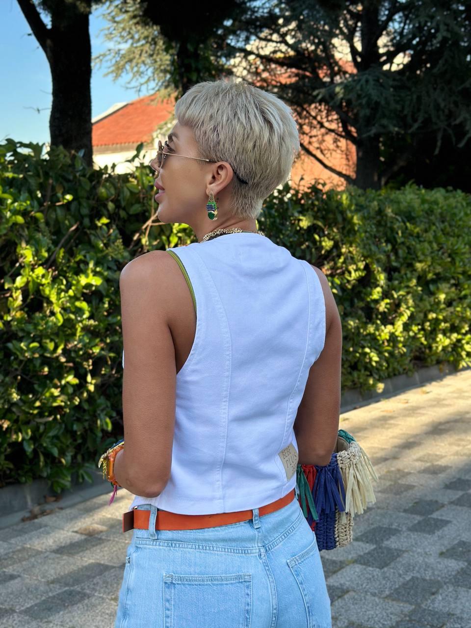 BEYAZ CEP GÖRÜNÜMLÜ DENIM YELEK