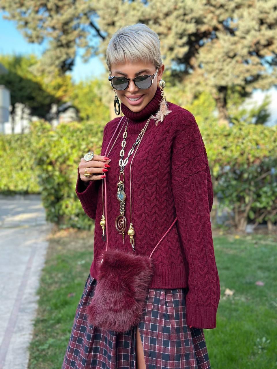 BORDO DERİ SAPLI KÜRKLÜ ÇANTA 