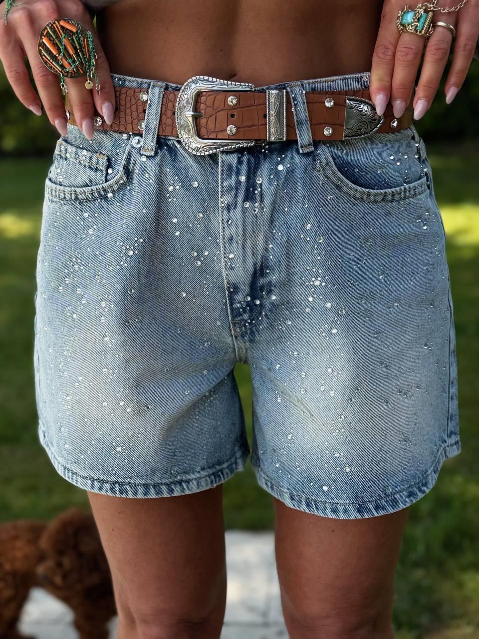 BUZ MAVİ TAŞ BASKI DENIM ŞORT