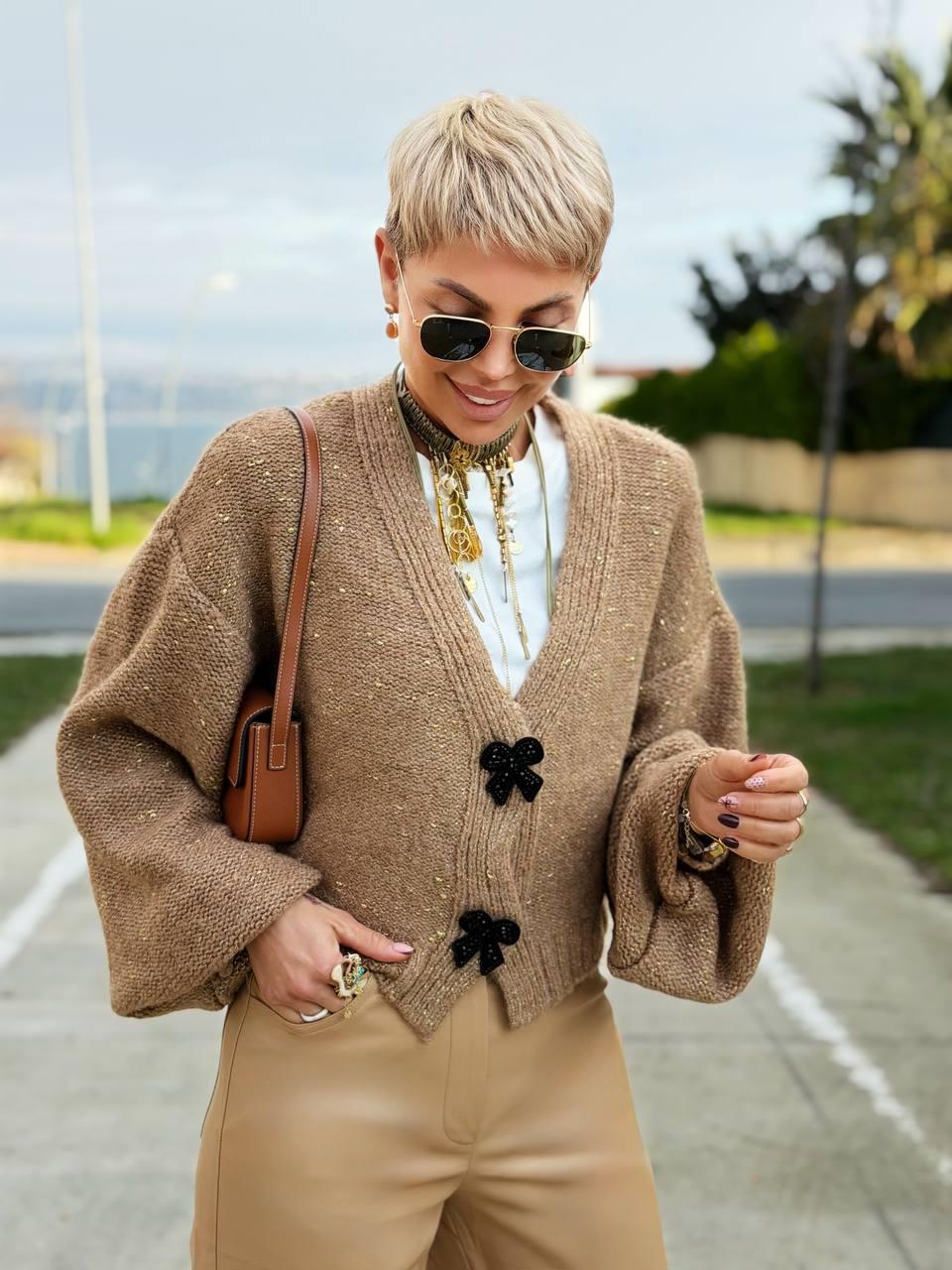 CAMEL SİMLİ FİYONK ÇITÇITLI TRİKO HIRKA