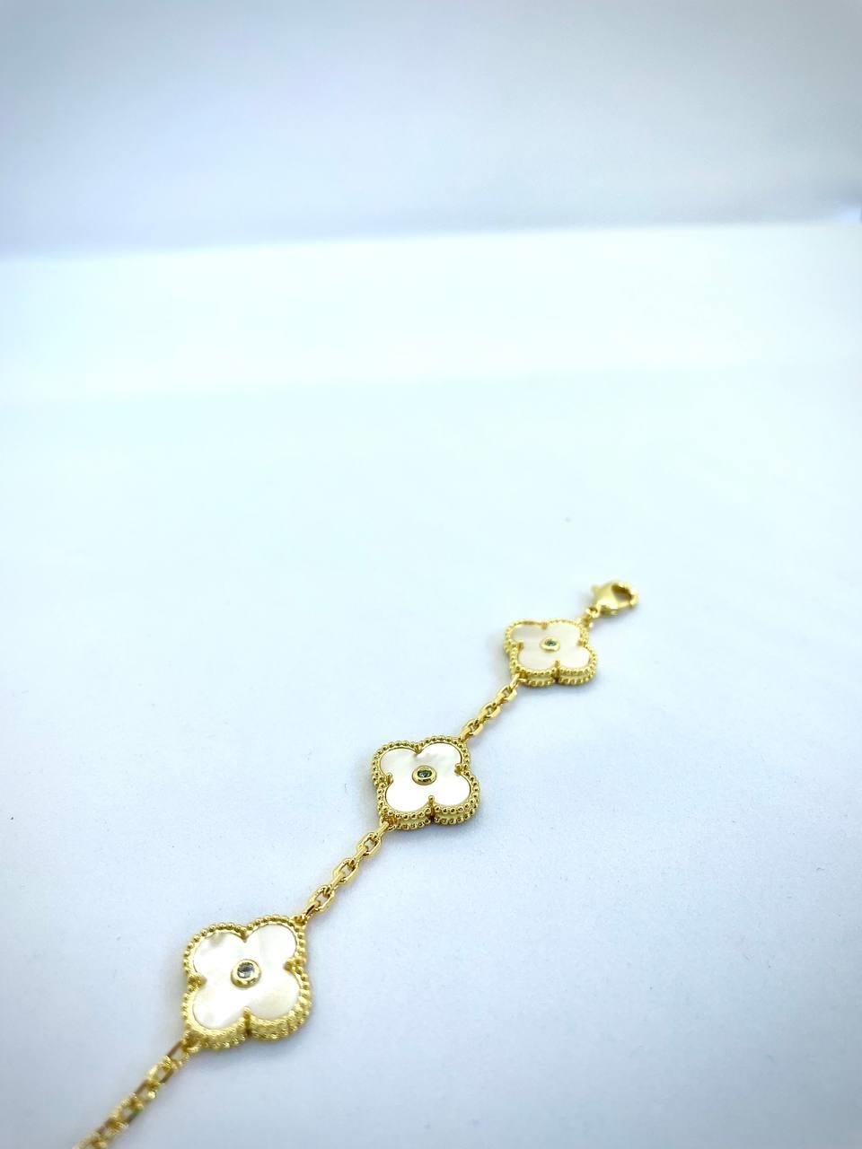 GOLDEN IVORY PETAL BİLEKLİK 