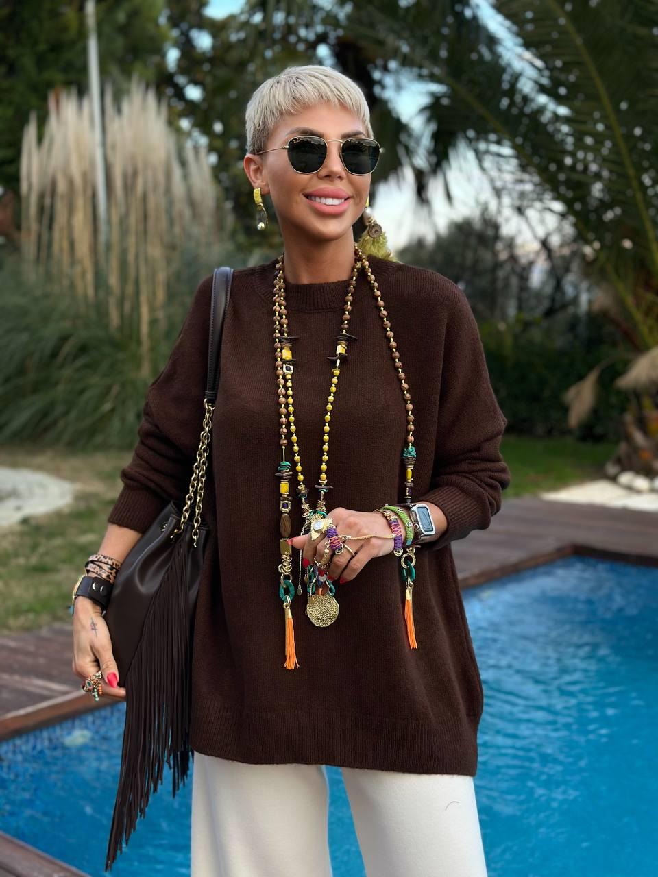 BROWN CREW-NECK RELAXED KNIT SWEATER