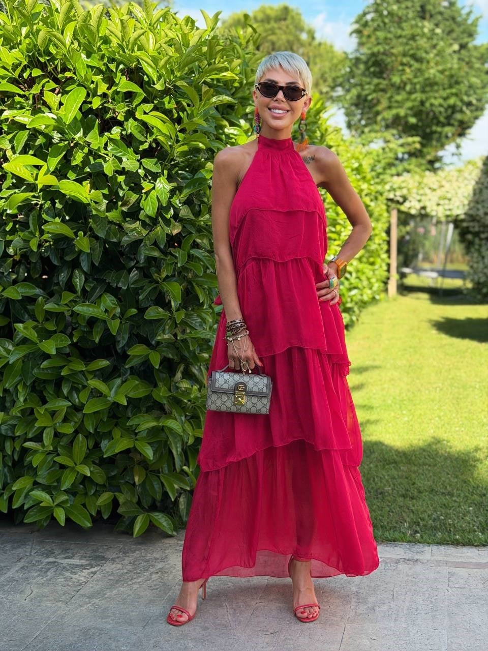 KIRMIZI MAGENTA ASKILI KAT KAT İPEK ELBİSE