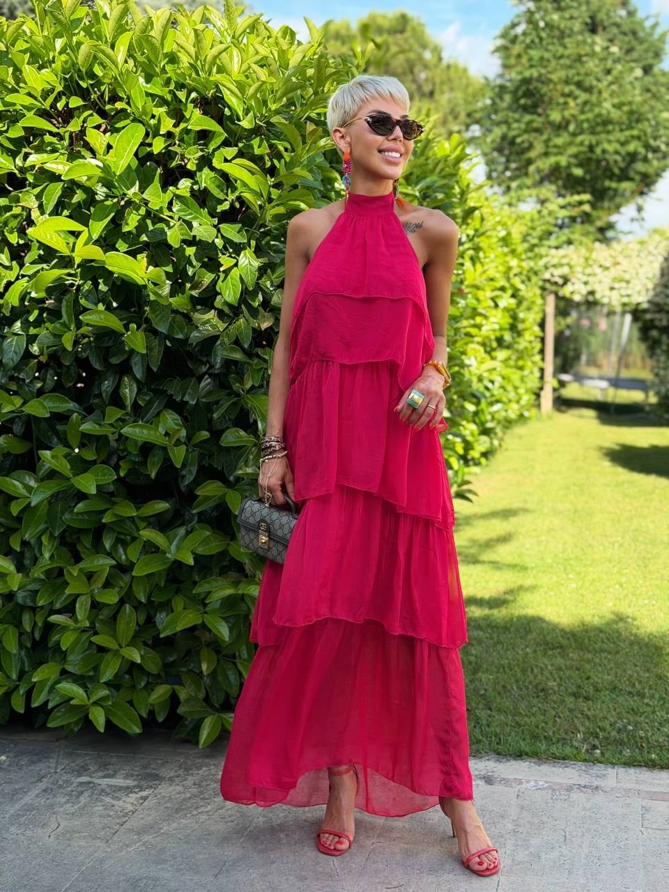 KIRMIZI MAGENTA ASKILI KAT KAT İPEK ELBİSE