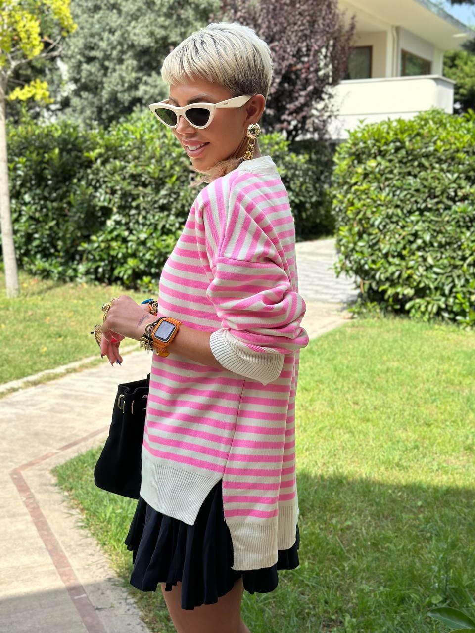 KREM PEMBE ÇİZGİLİ OVERSIZE TRİKO KAZAK