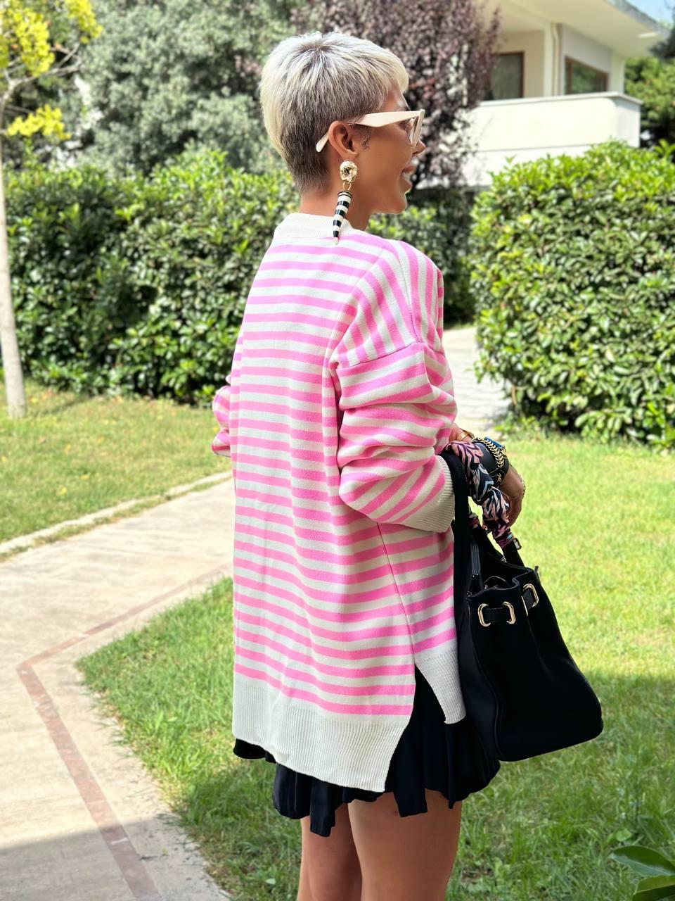 KREM PEMBE ÇİZGİLİ OVERSIZE TRİKO KAZAK