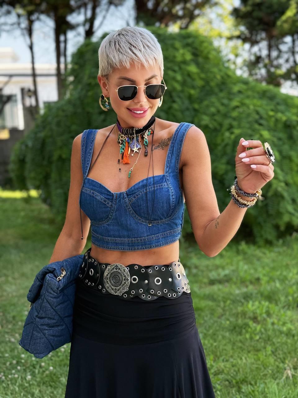 MAVİ KALIN ASKILI DENİM CROP