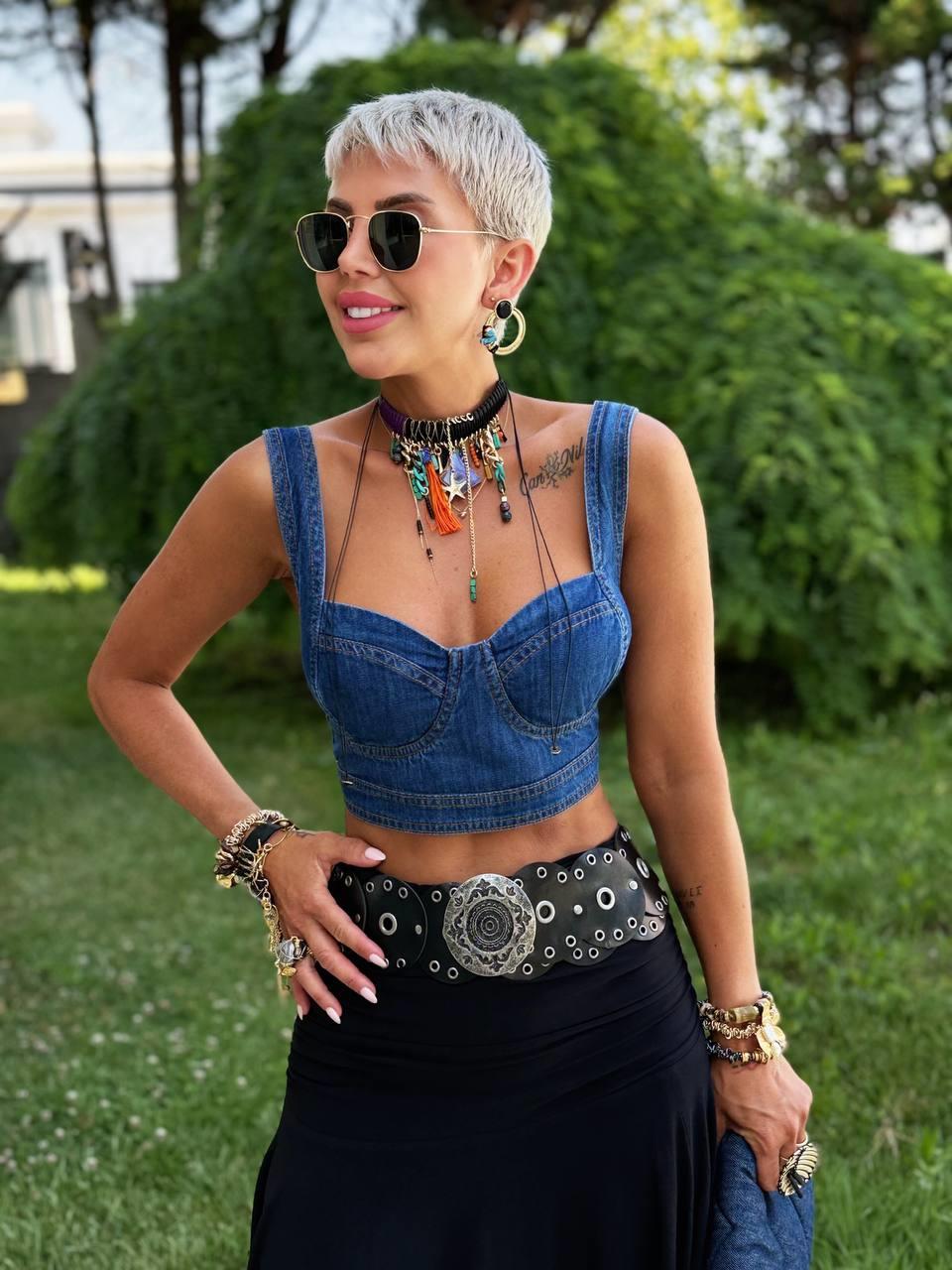 MAVİ KALIN ASKILI DENİM CROP