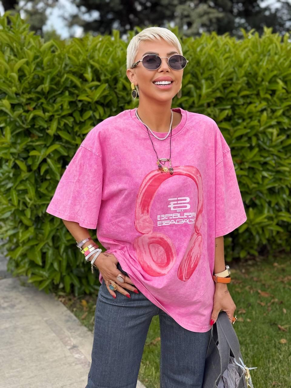 PEMBE KULAKLIK BASKILI OVERSIZE TSHIRT