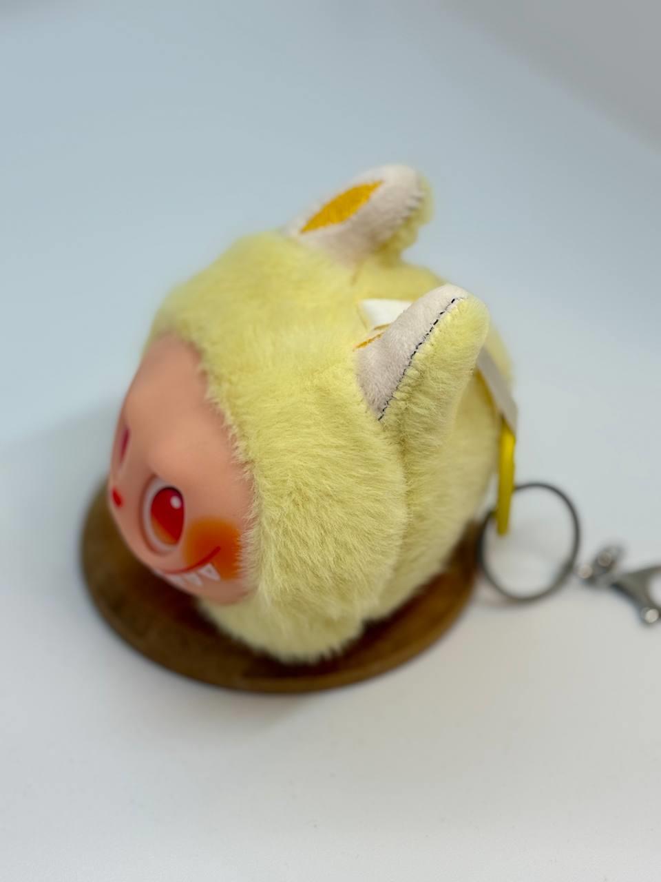 SARI LABUBU CHARM ANAHTARLIK 