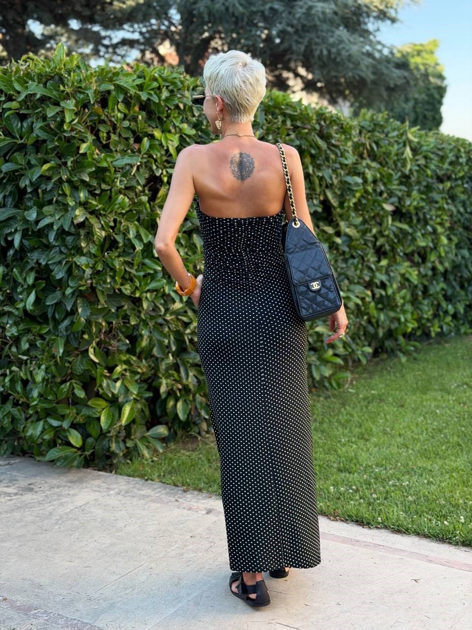 SİYAH DRAPE DETAY STRAPLEZ PUANTİYELİ ELBİSE 