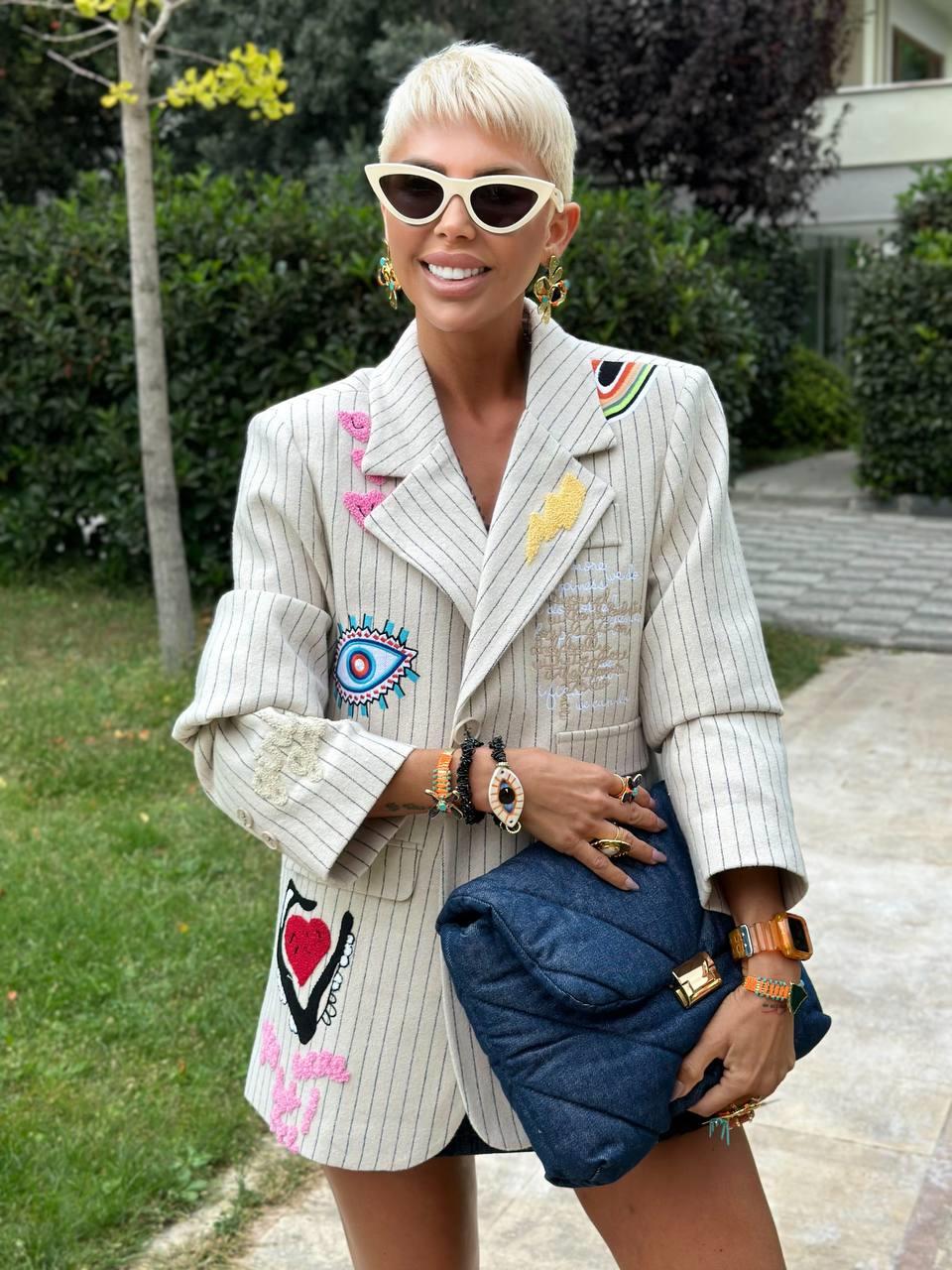 TAŞ ÇİZGİLİ PUNCH NAKIŞLI BLAZER CEKET