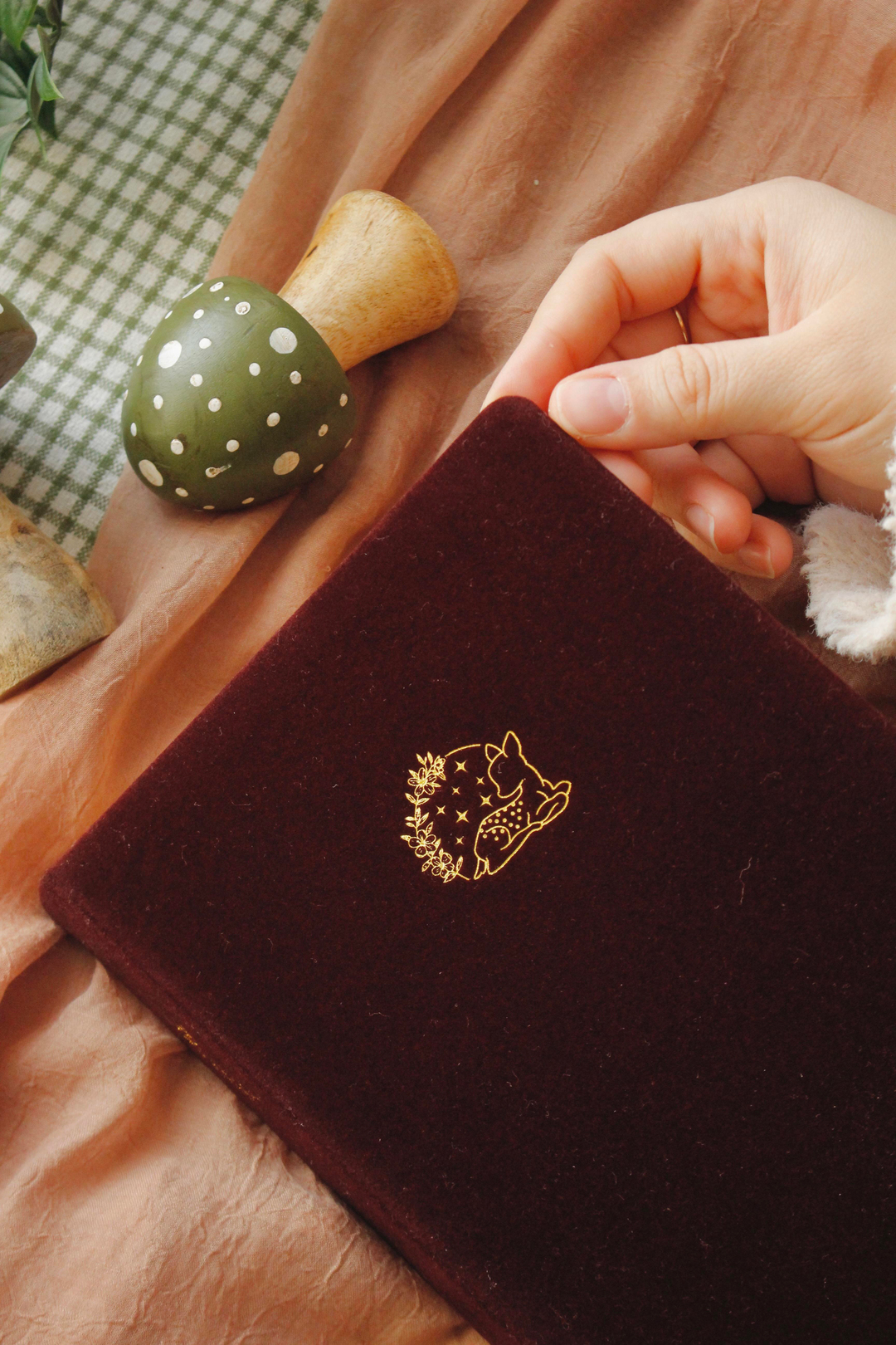 Bordo Lüks Kadife Ceylan Temalı Kraft Defter
