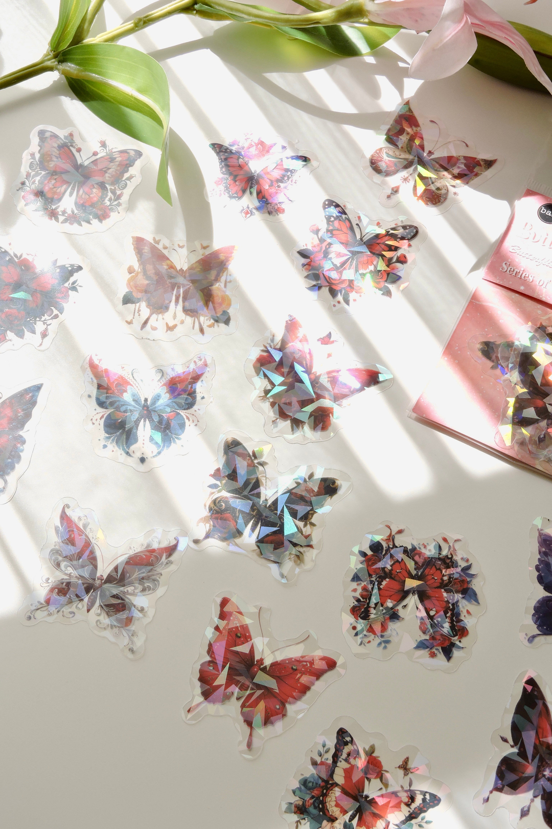 Butterfly Rain In Thy Wind 20'li Kırmızı Temalı Sticker 