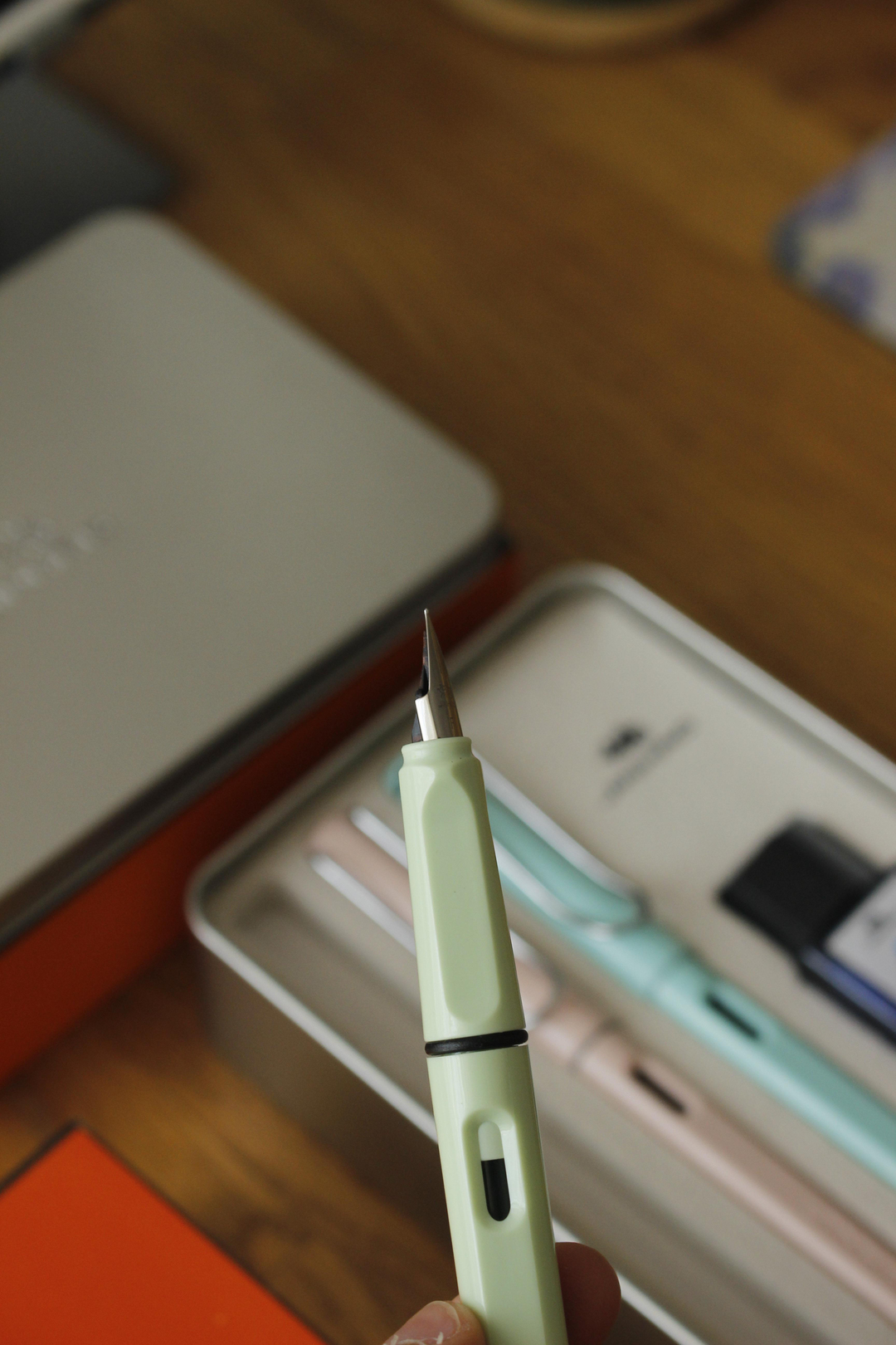 JinHao Pastel / Soft Renkler Dolma Kalem Seti Özel Kutu