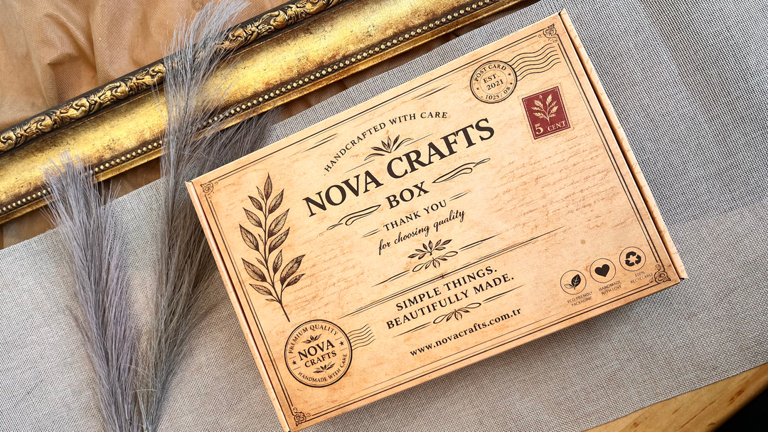 Nova Crafts 2 Li  Defter Seti  ( Çizgili Ve Noktalı Defter ) Son görseldeki 2 kutudan biri ile Hediye Kutusu ile gönderilir.