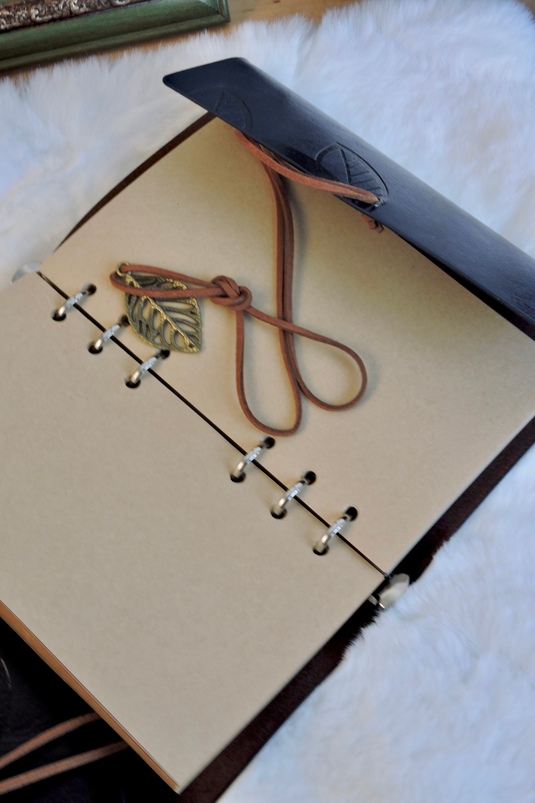 Nova Crafts Acı Kahve Deri Defter Kraft Sayfalı Telli Orta Boy