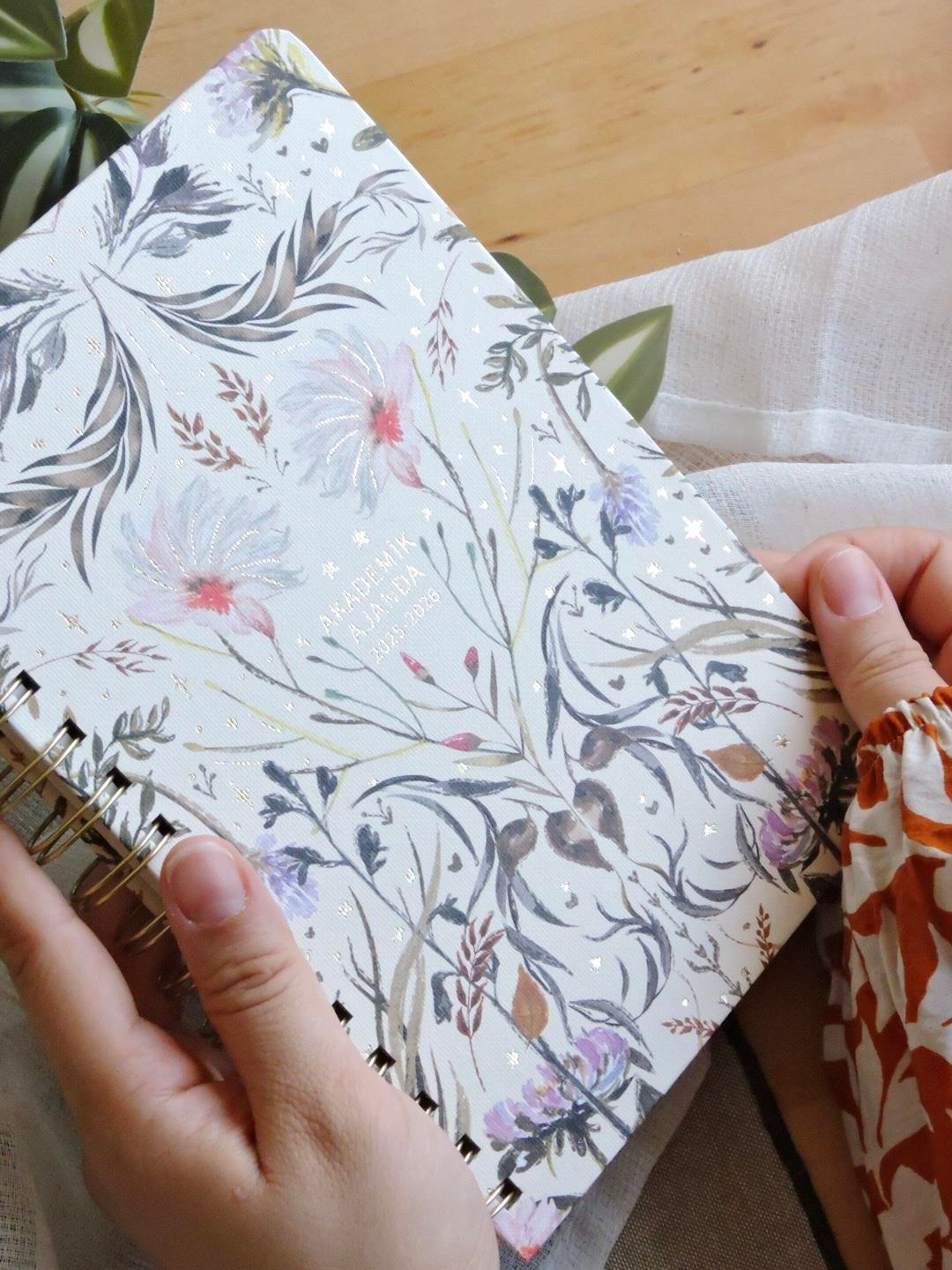 Nova Crafts Botanicals Akademik Ajanda  Süresiz Planlayıcı