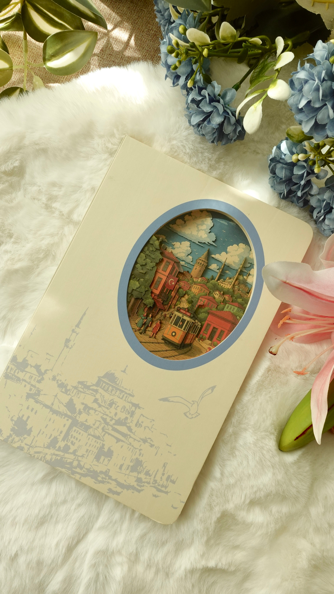 Nova Crafts Diorama 3D Katmanlı Defter Taksim Ve İstanbul Silueti  Temalı Noktalı Defter 80 Yaprak A5