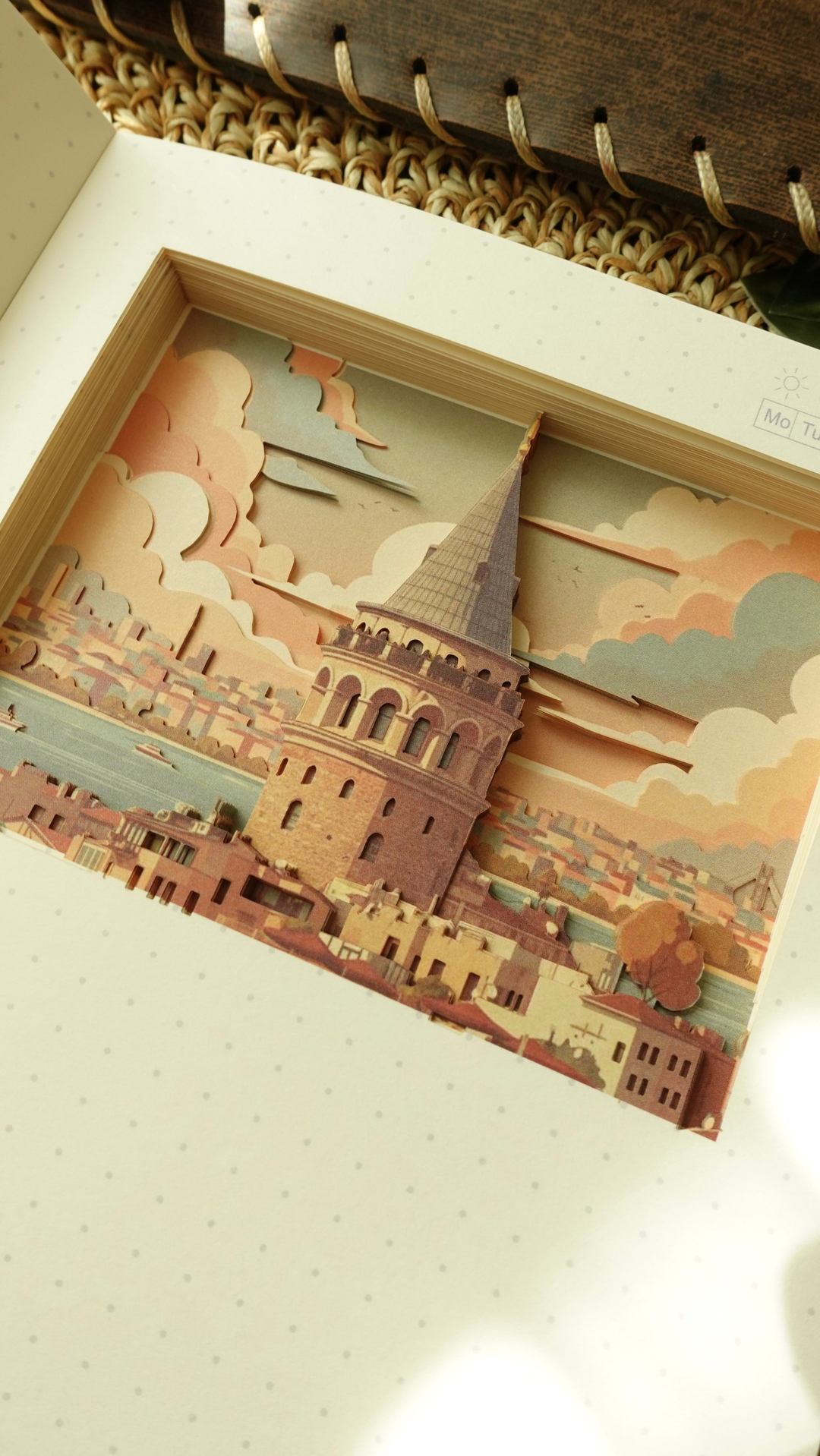 Nova Crafts Diorama 3D Katmanlı Defter Galata Kulesii Temalı Noktalı Defter 80 Yaprak A5