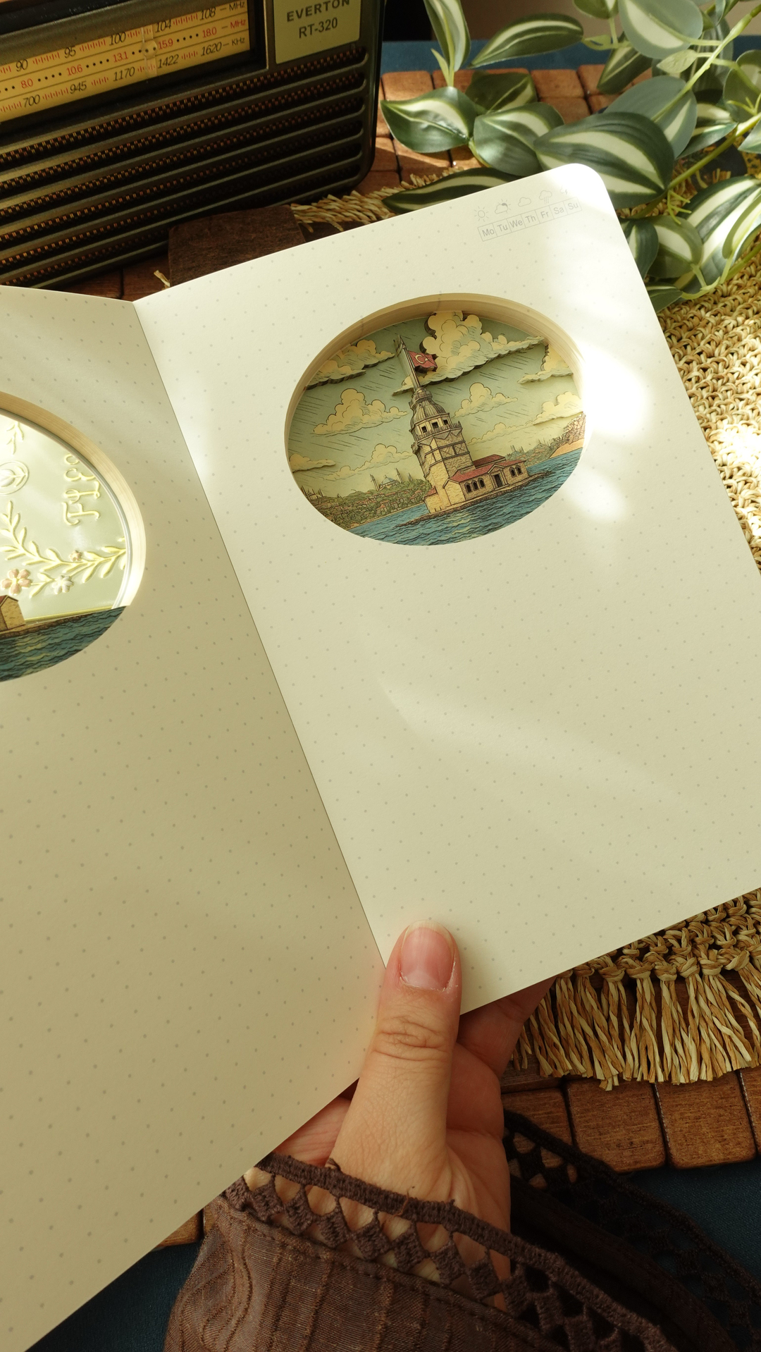 Nova Crafts Diorama 3D Katmanlı Defter İstanbul Kız Kulesii Temalı Noktalı Defter 80 Yaprak A5
