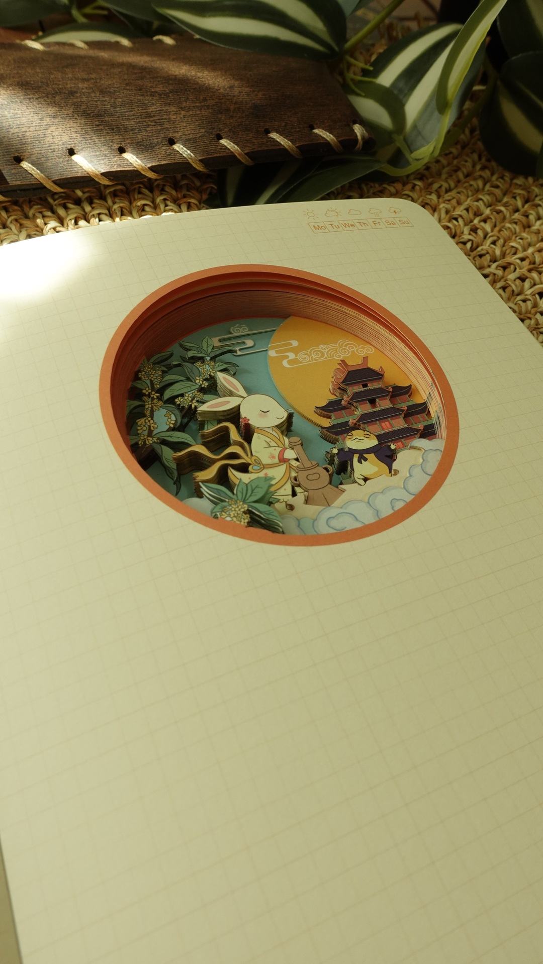 Nova Crafts Diorama 3D Katmanlı Defter Tatlı Uzak Doğu Tavşan ve Kaplumbağa Temalı Pembe Kareli Defter 80 Yaprak A5