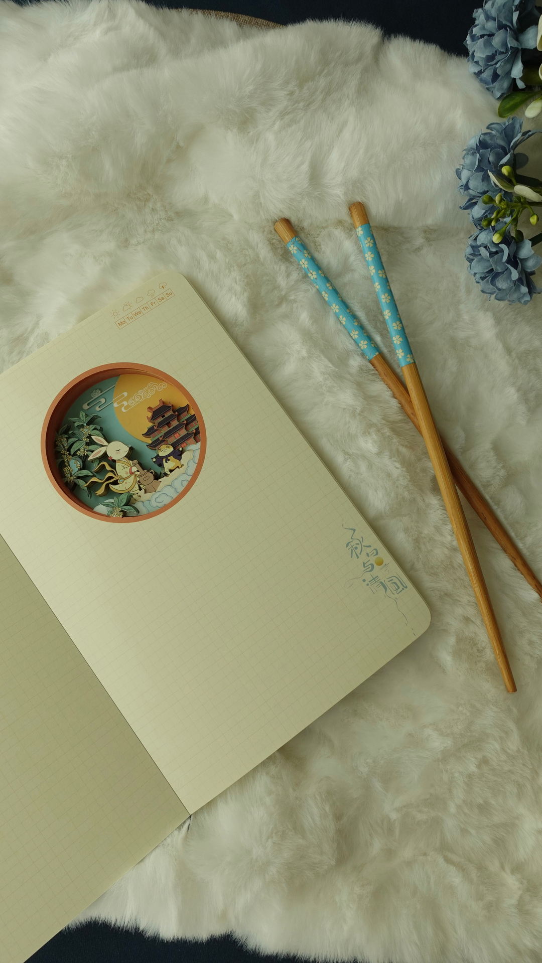 Nova Crafts Diorama 3D Katmanlı Defter Tatlı Uzak Doğu Tavşan ve Kaplumbağa Temalı Pembe Kareli Defter 80 Yaprak A5