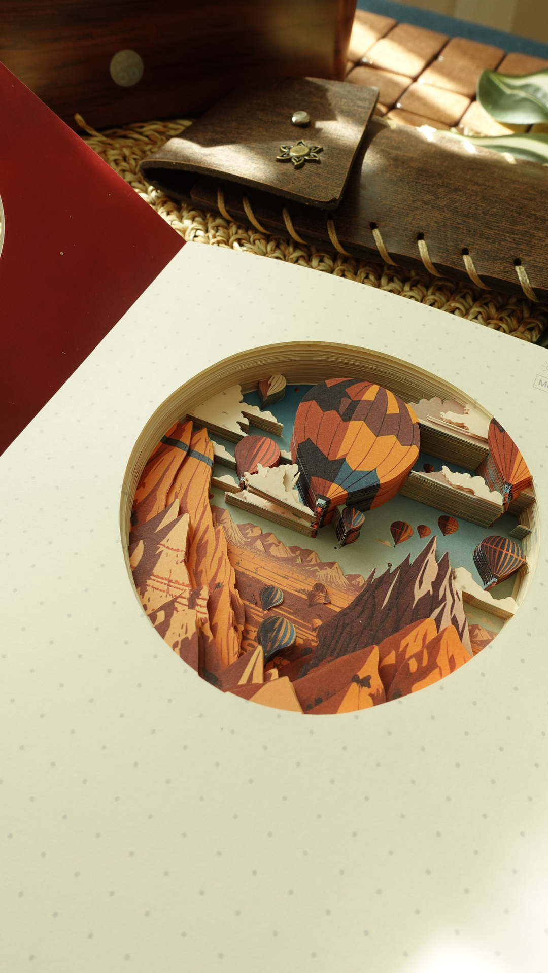 Nova Crafts Diorama 3D Katmanlı Defter Kapadokya Balonları Temalı Noktalı Defter 80 Yaprak A5