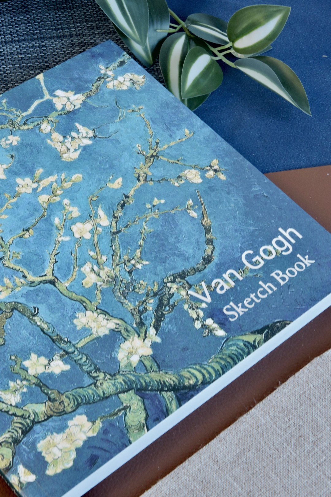 Nova Crafts Dokulu Gümüş Yaldızlı Eskiz Defteri Badem Ağacı