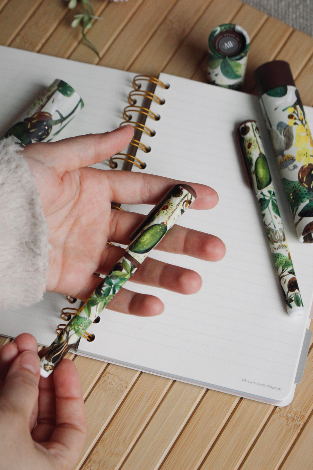Nova Crafts “Flower Essence Pen Set”Yaldızlı Üçlü Tükenmez Kalem Seti Özel Kutulu Çiçek Temalı