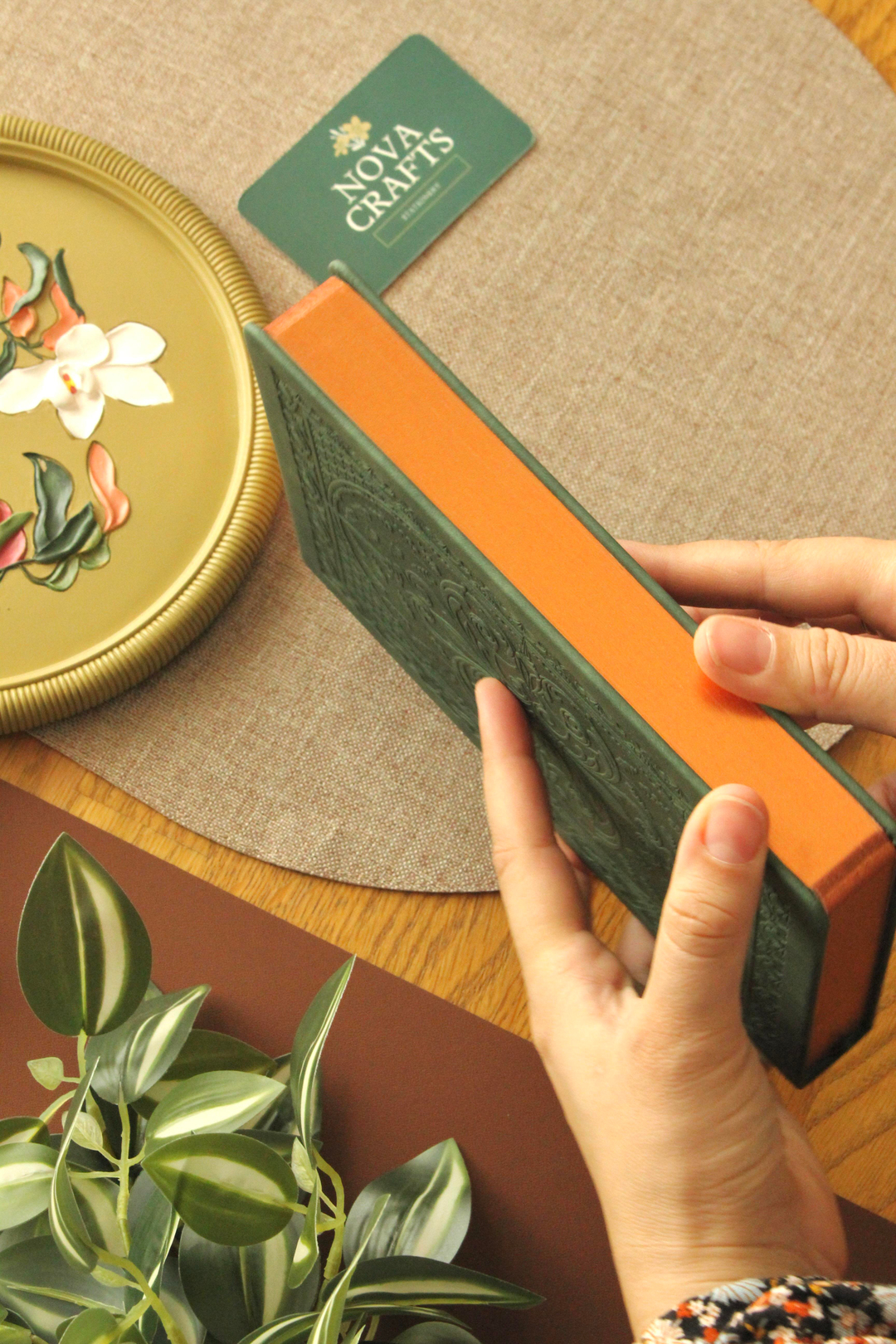 Nova Crafts Forest Green Kabartmalı Kitap Gibi Çizgili Defter