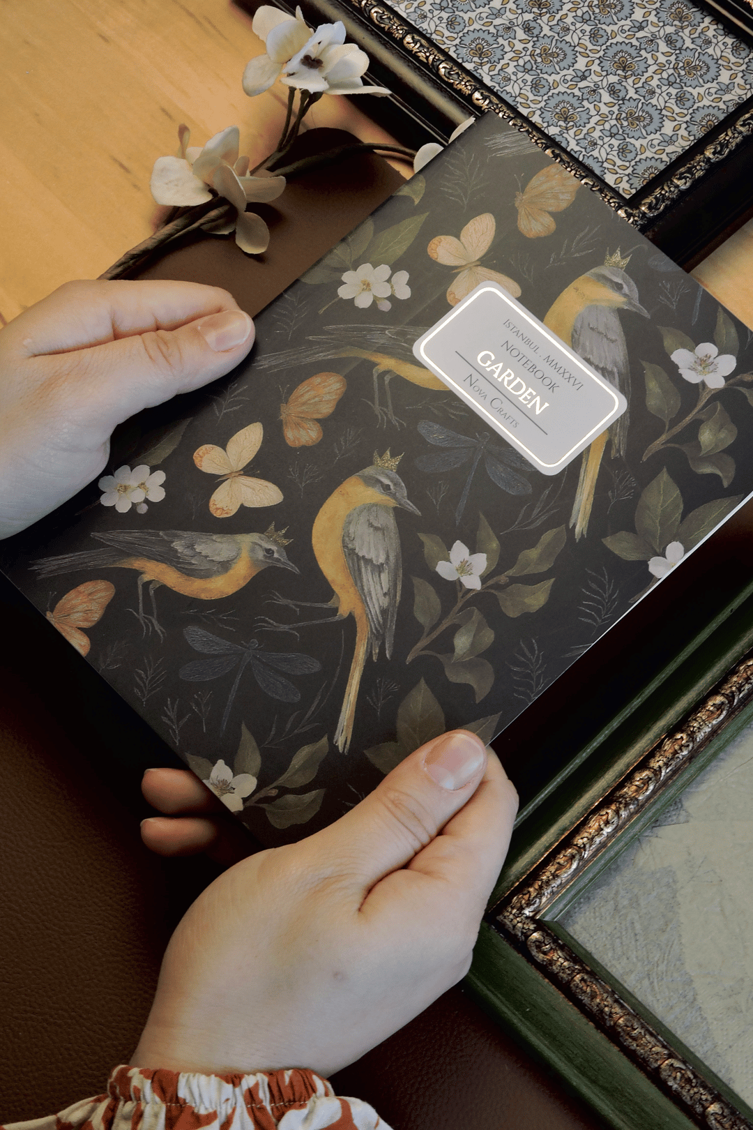 Nova Crafts Garden Siyah Noktalı Defter