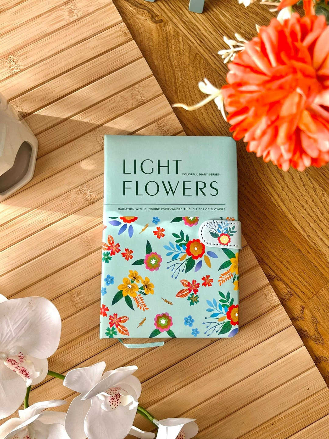 Nova Crafts Green Flowers Temalı Yaldızlı Kapak Tasarımlı Mıknatıslı Süresiz Defter/ Ajanda