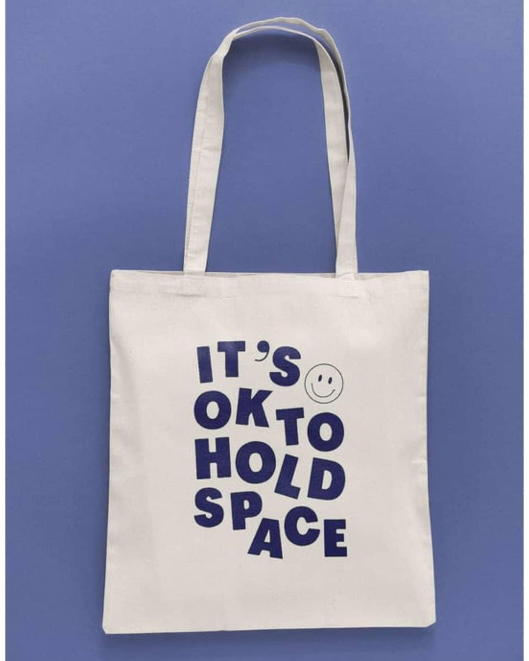 Nova Crafts It's Ok To Hold Space Baskılı Bez Çanta - Su Geçirmez, Pamuk, 35x40 Baskılı Bez Çanta
