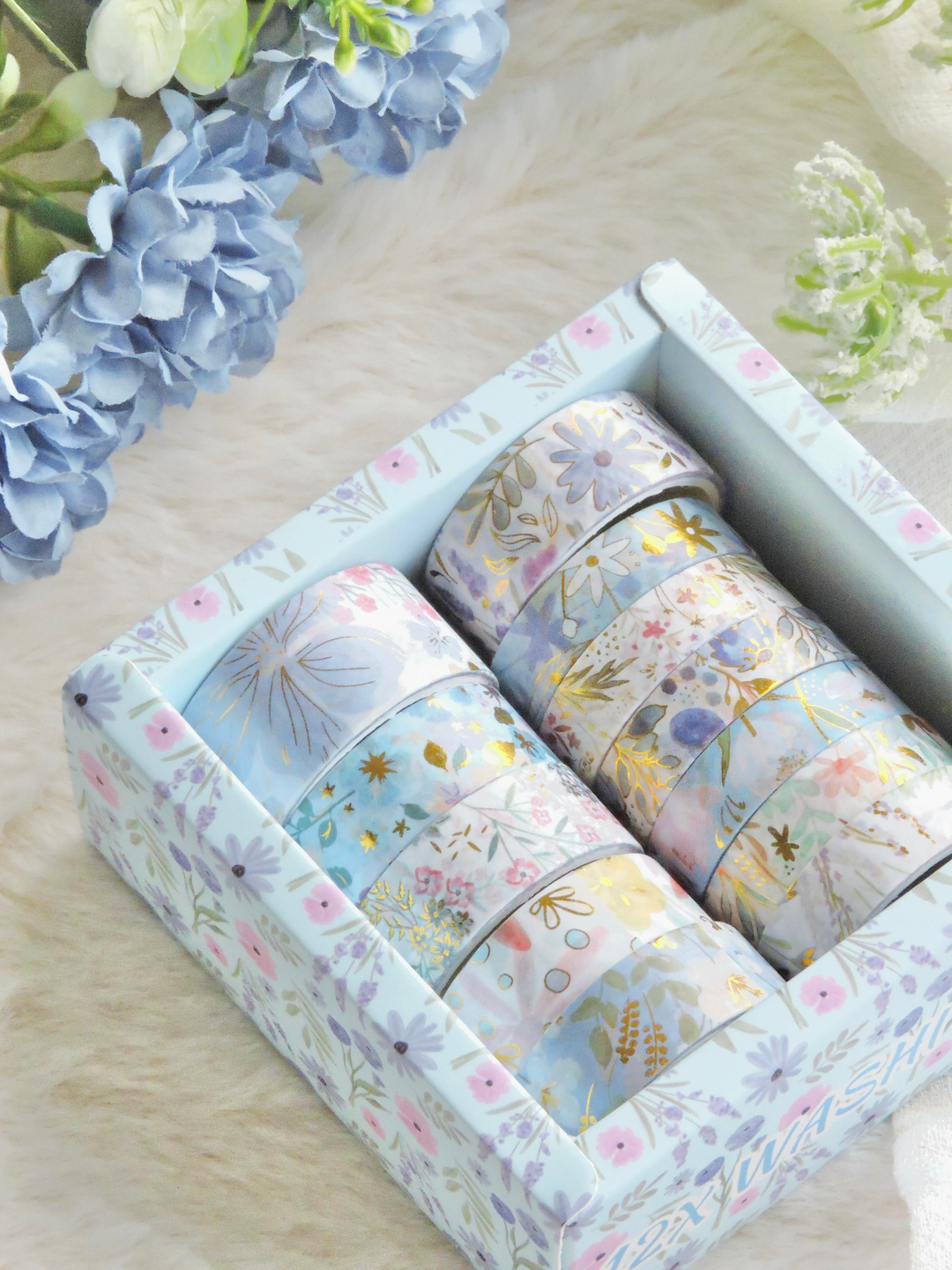 Nova Crafts Mavi Kutu Çiçekler Temalı Yaldızlı Washitape Seti ( 12 Adet Washitape )