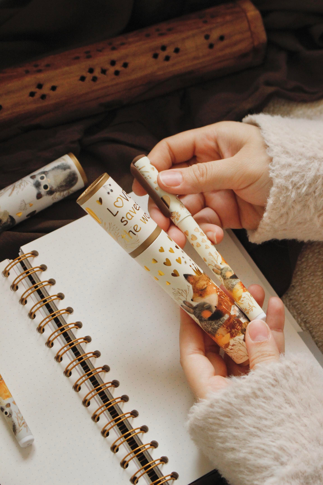 Nova Crafts Özel Kutulu Tilki Temalı Yaldızlı Bambi Tükenmez Kalem (Adet)