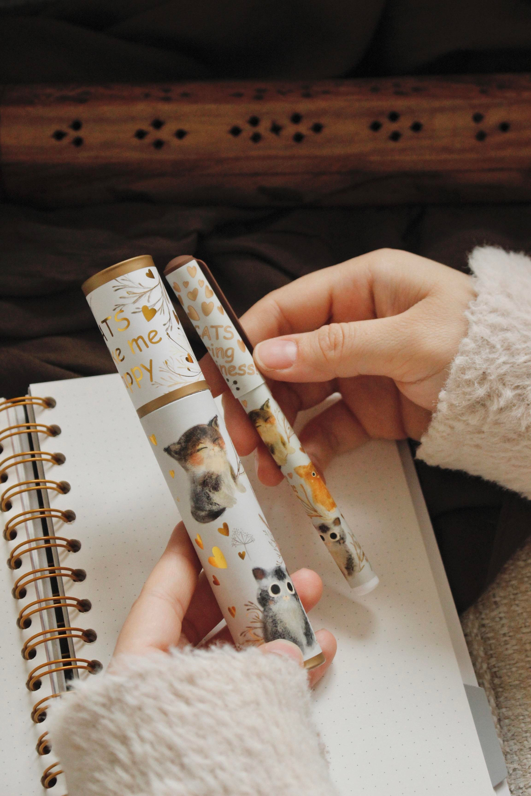 Nova Crafts Özel Kutulu Yaldızlı (iki minik kedili) Bambi Tükenmez Kalem