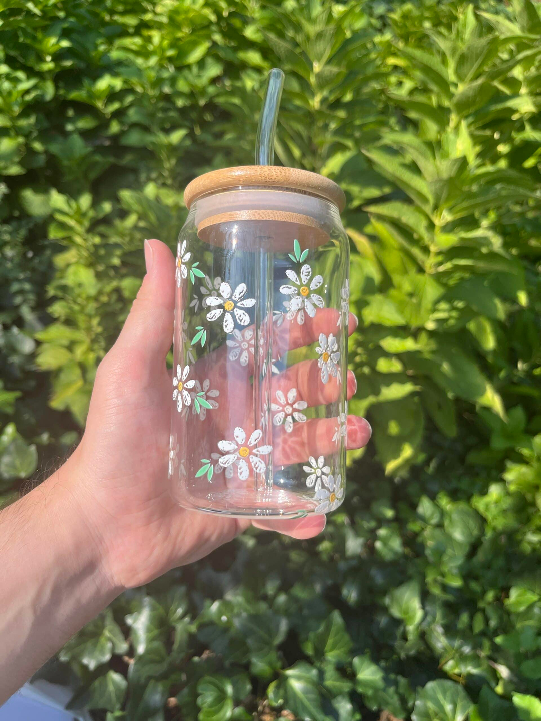 Nova Crafts Papatya Temalı Cam Pipetli Bambu Kapaklı Isıya Dayanıklı Bardak - 330 ml Kapasite ile Şık ve Fonksiyonel Tasarım