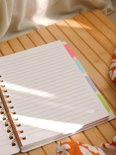 Nova Crafts Pembe Enjoy Life Çiçek Temalı a5 Spiralli 4 Bölmeli 80 sayfa Defter
