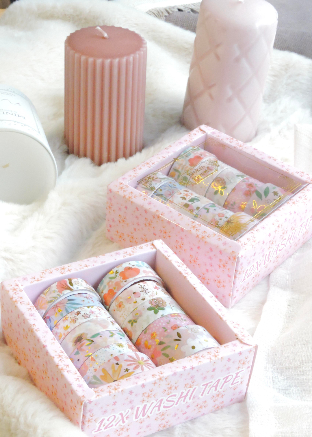 Nova Crafts Pembe Kutu Çiçekler Temalı Yaldızlı Washitape Seti ( 12 Adet Washitape )