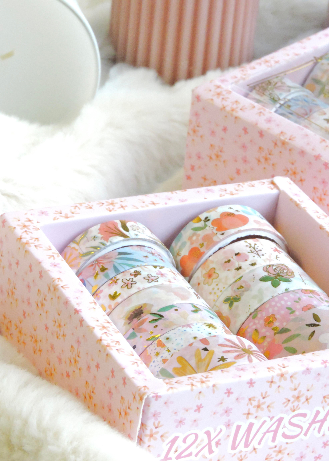 Nova Crafts Pembe Kutu Çiçekler Temalı Yaldızlı Washitape Seti ( 12 Adet Washitape )