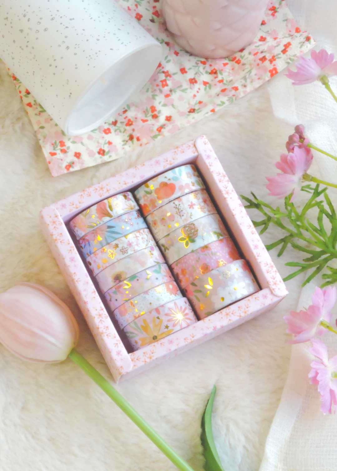 Nova Crafts Pembe Kutu Çiçekler Temalı Yaldızlı Washitape Seti ( 12 Adet Washitape )