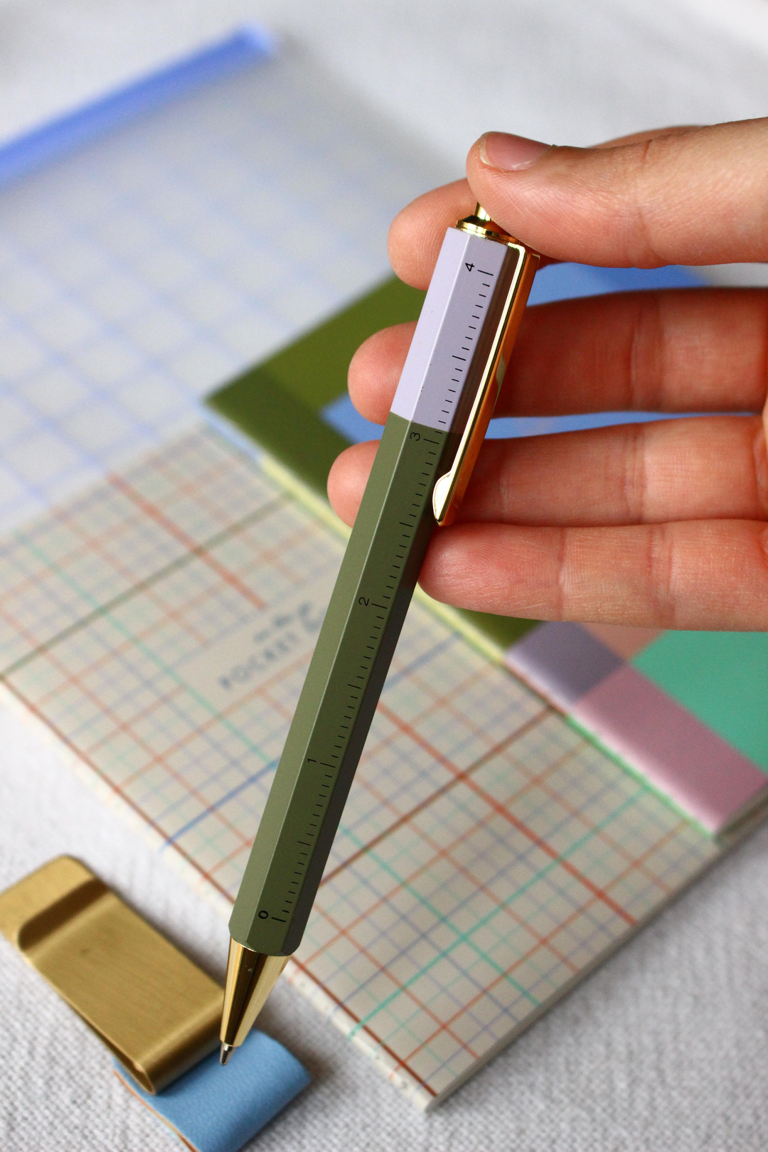Nova Crafts Pockets Notes Kırtasiye Seti KIKKERLAND (A5 dosyalık , 2 a6 defter , Klips , Özel Cetvelli Kalem)