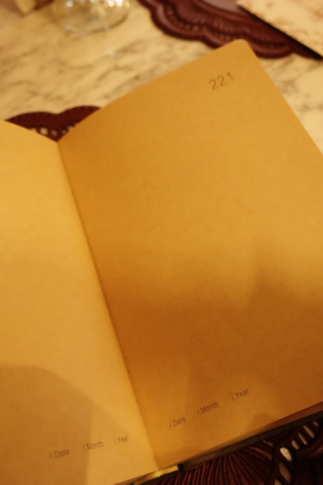 Nova Crafts Secret Garden Lacivert Otantiik Yaldızlı Kapağı/ Kraft Sayfalı Defter / KRAFT Sayfalı 365 Günlük / Journal / Planlayıı / Ajanda