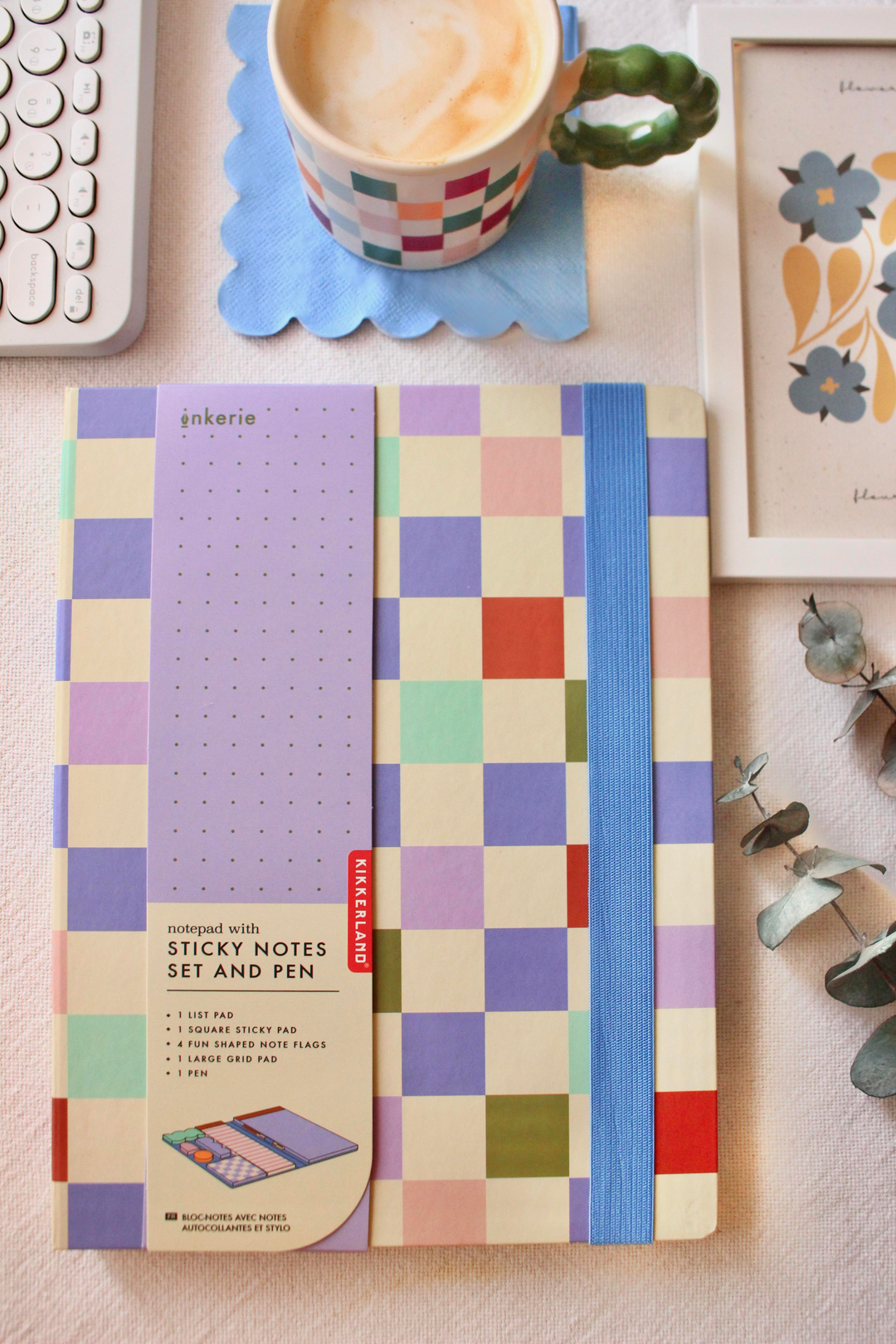 Nova Crafts Sticky Notes Set and Pen KIKKERLAND ( A4 boyutlu Yapışkanlı Not seti ve Kalemi) 5 Parça Yapışkan Not Seti: Liste Bloğu + Kare Yapışkan Not + 4 Şekilli Not İșareti + Büyük Kareli Not Bloğu + Kalem