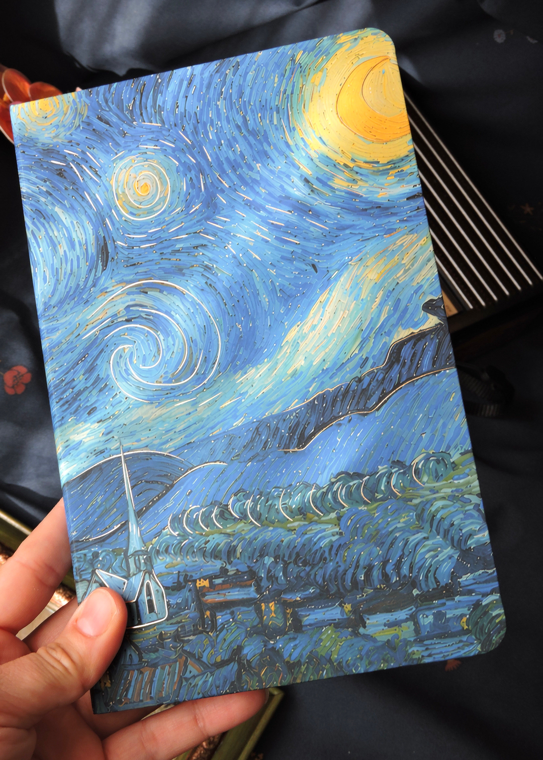 Nova Crafts Van Gogh Koleksiyonu Çizgili Defter Yıldızlı Gece A5  Yaldızlı ve Çizilmez Kapak