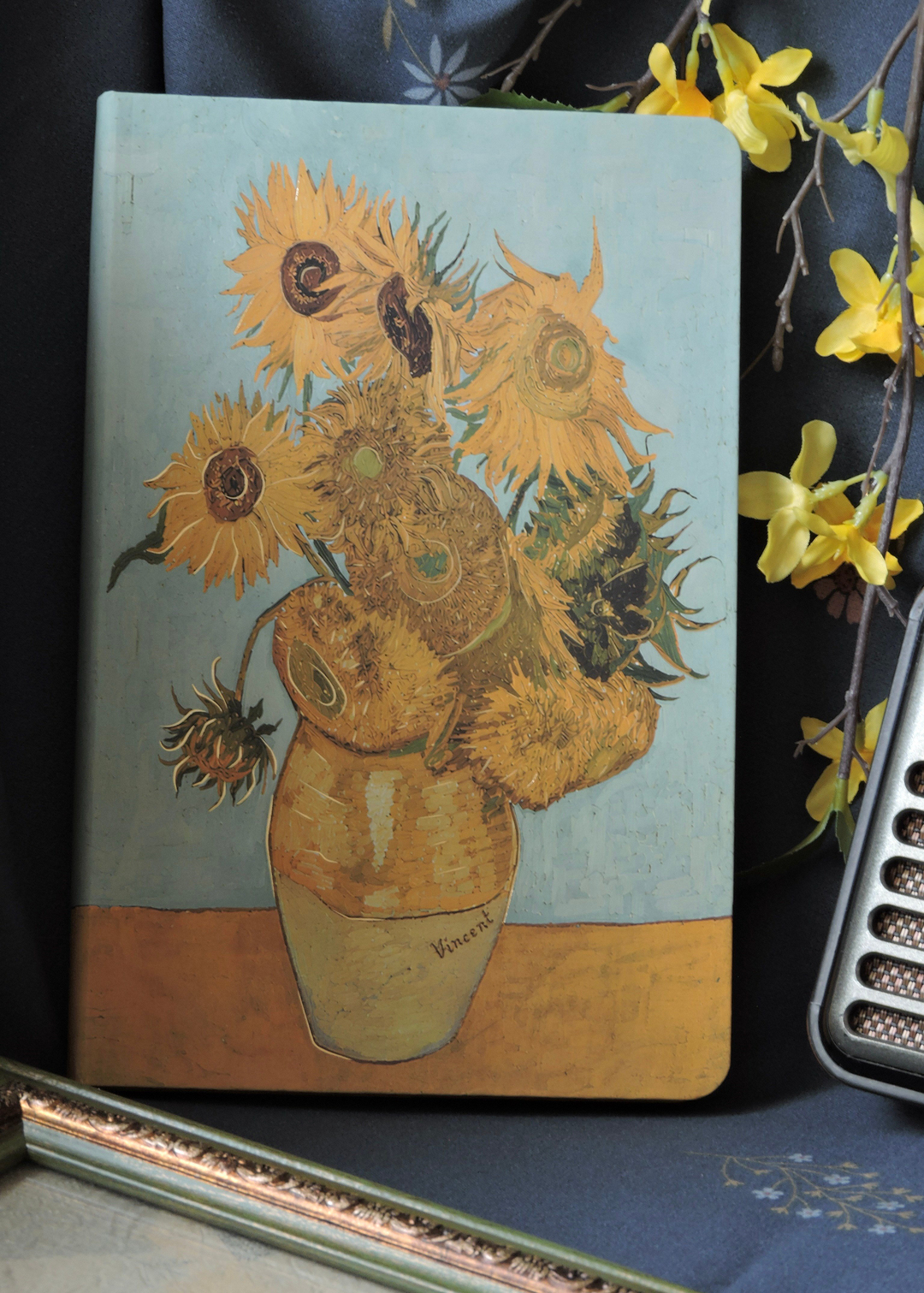 Nova Crafts Van Gogh Koleksiyonu Çizgili Defter Ayçiçekleri  A5  Yaldızlı ve Çizilmez Kapak